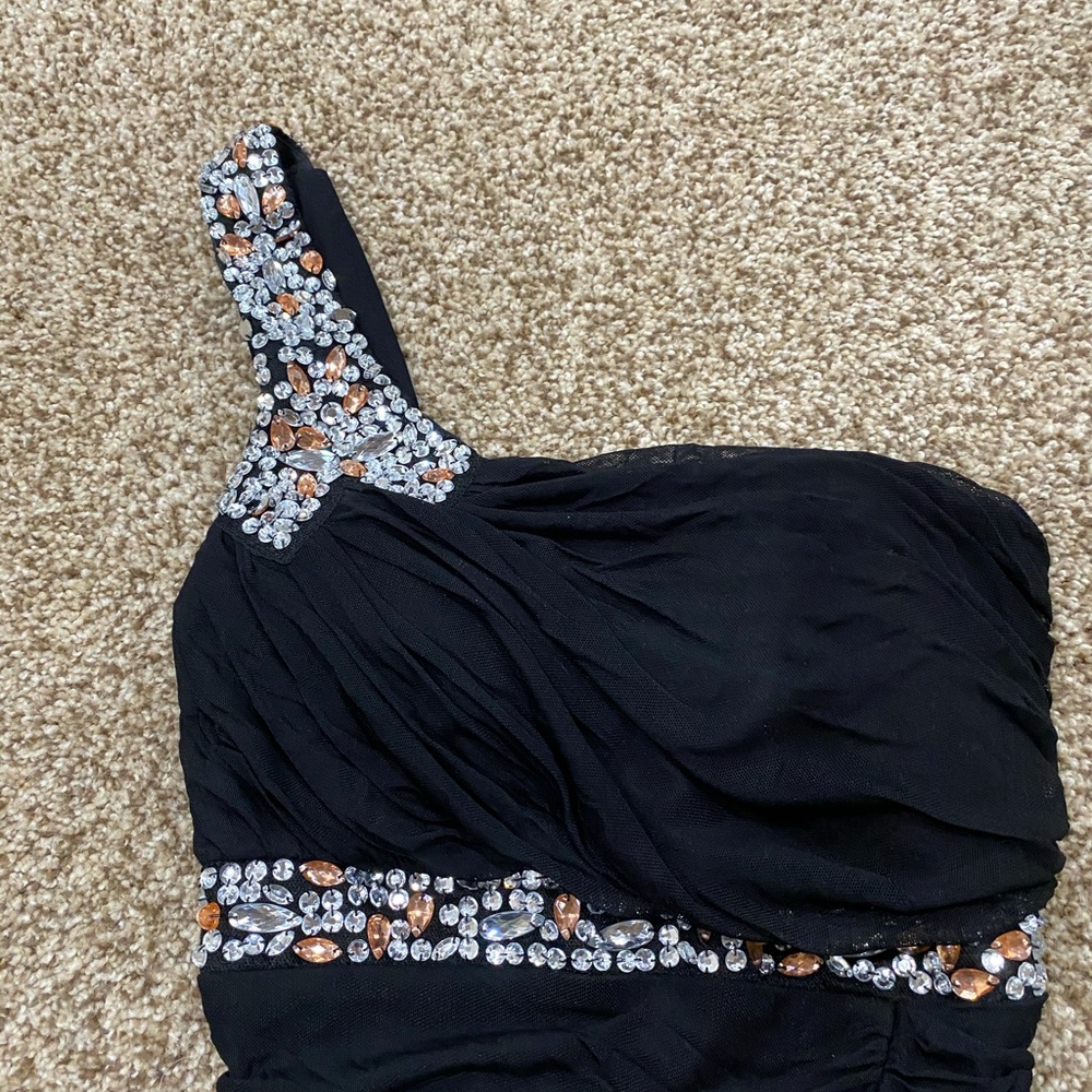 Dress - Picture 3 of 5